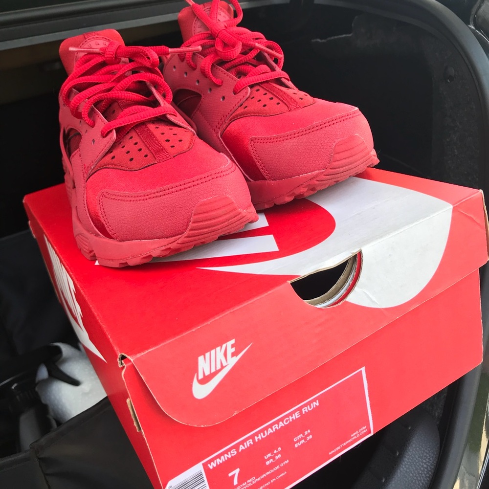 Nike Huaraches